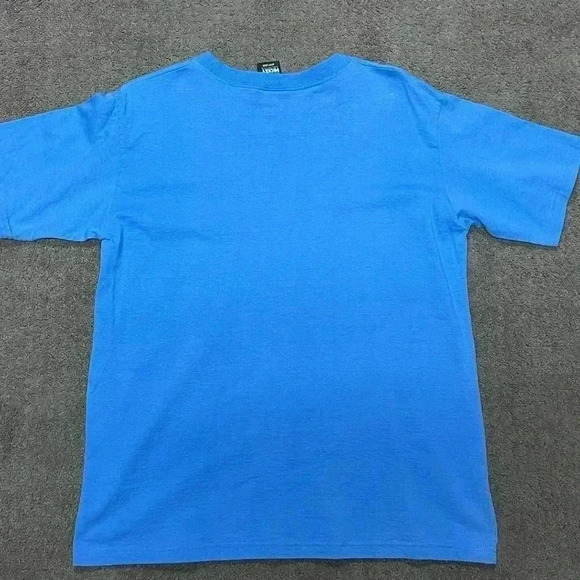 Vintage Mickey Mouse tshirt size large - Picture 6 of 9